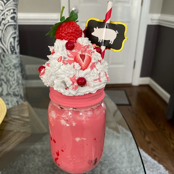 Meet your Posher, Kelly - Picture 1 of 1